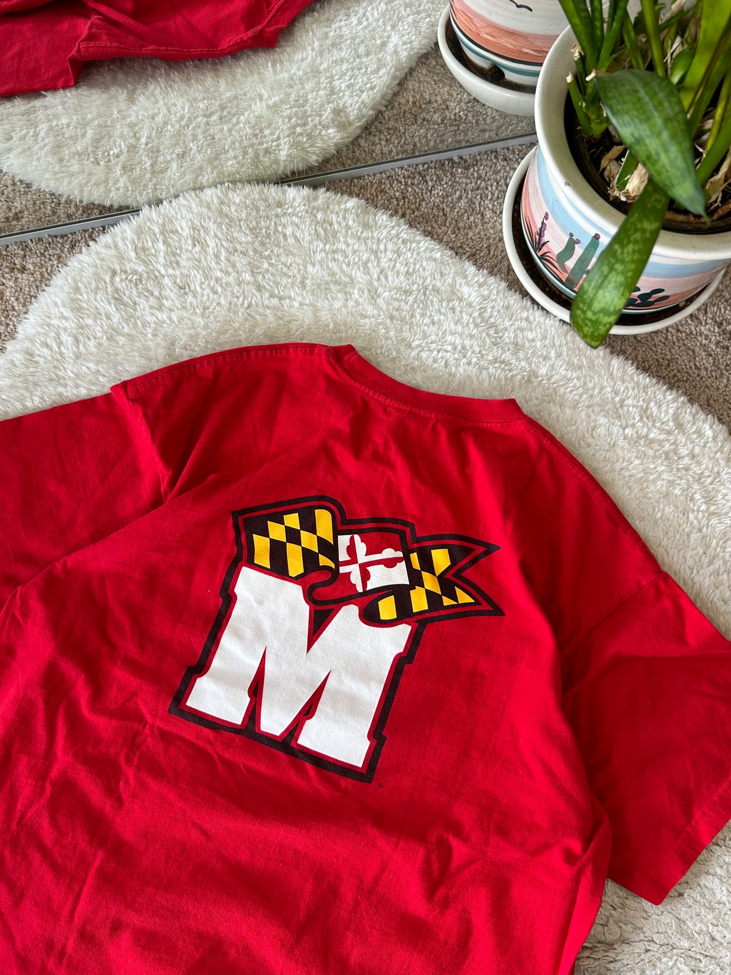 Vintage UMD ✔️ “M” tee