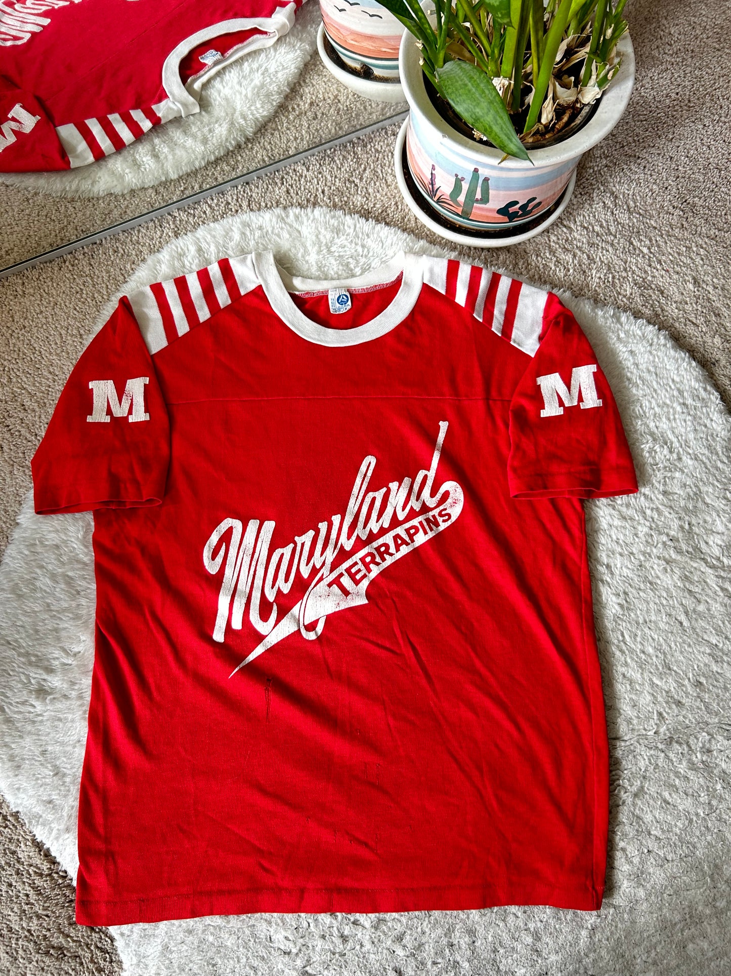 80s UMD Script tee