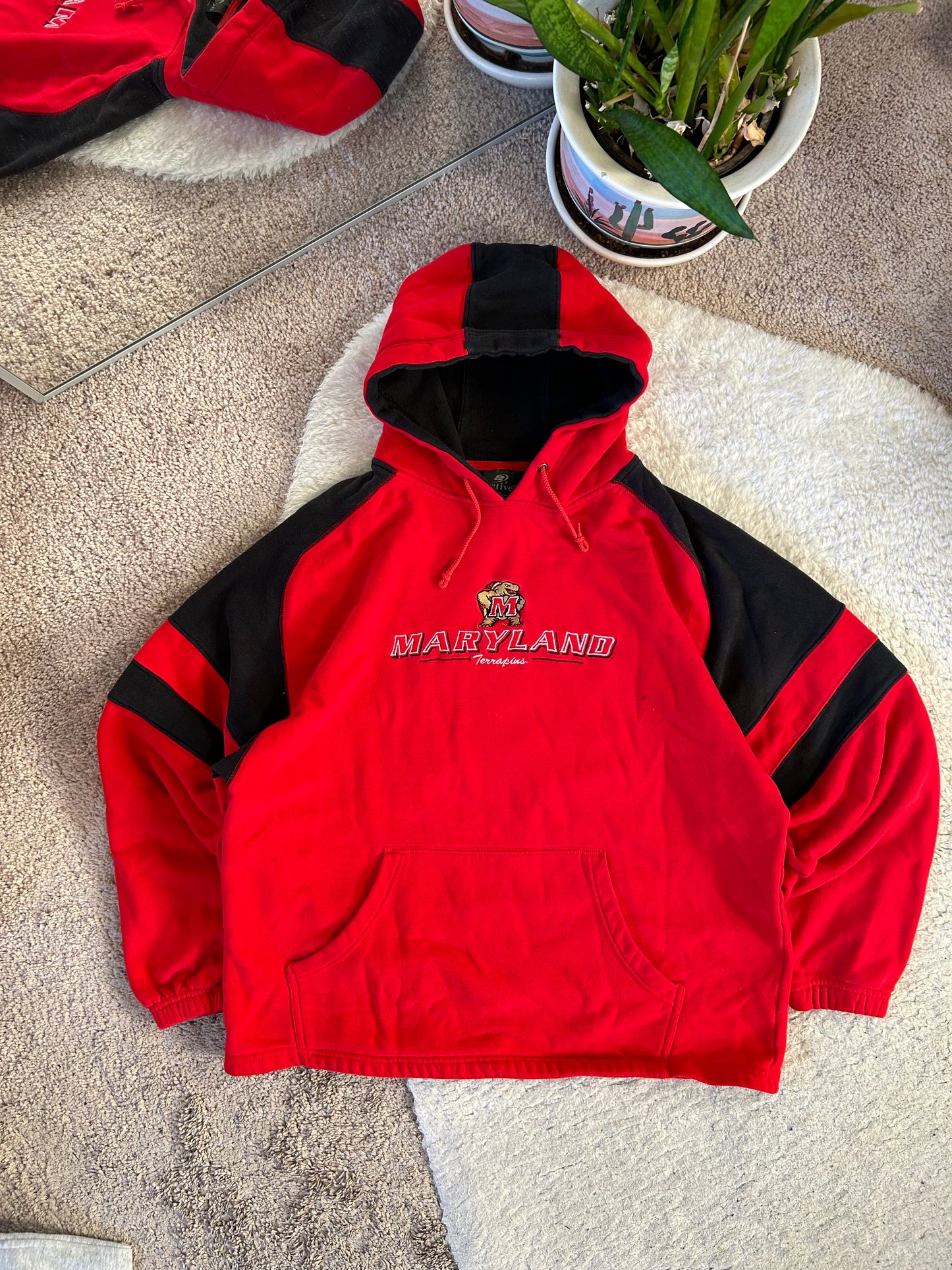 Vintage UMD Embroidered 2-Tone Hoodie