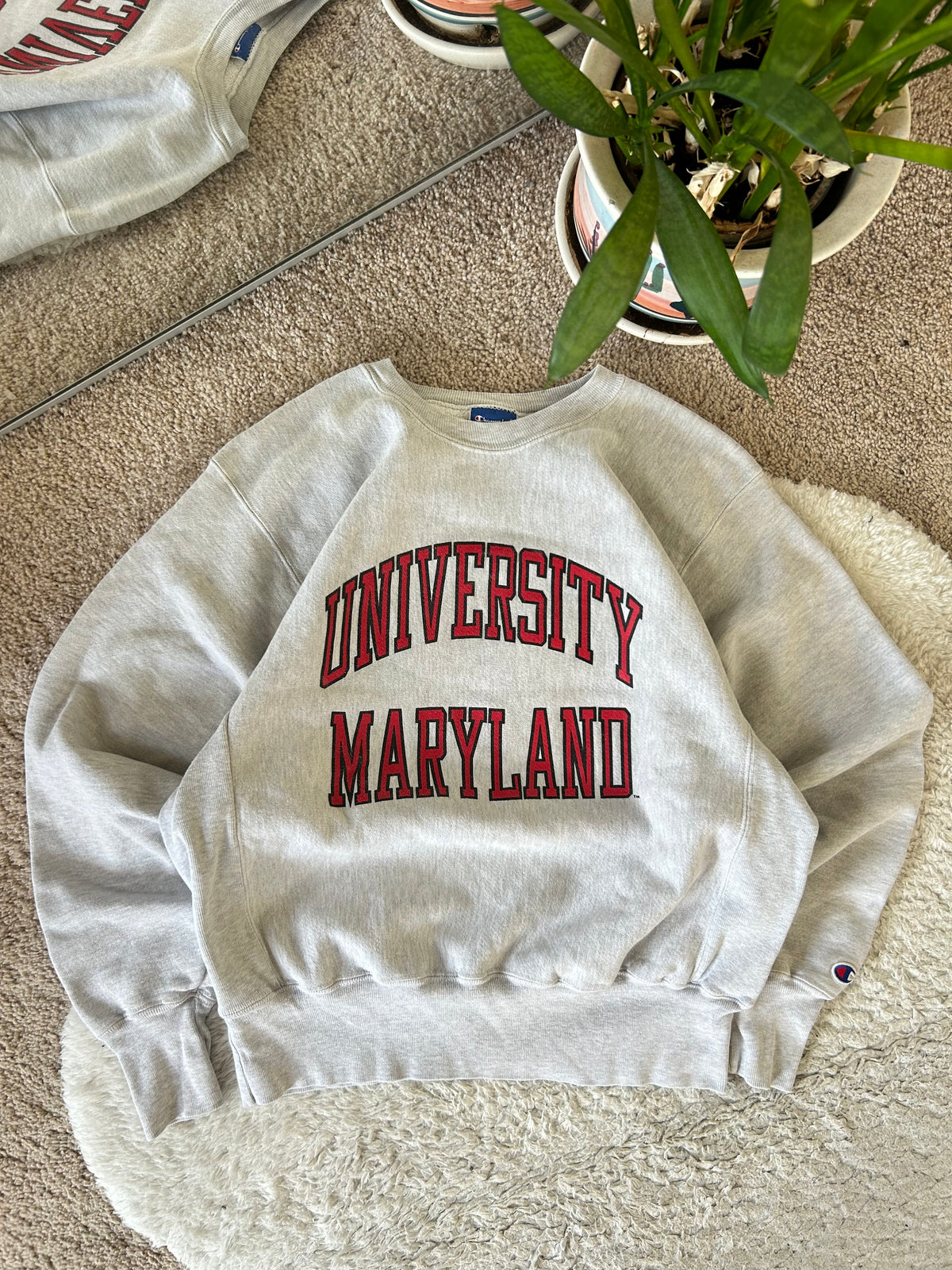 Vintage Champion UMD “M” Sweater