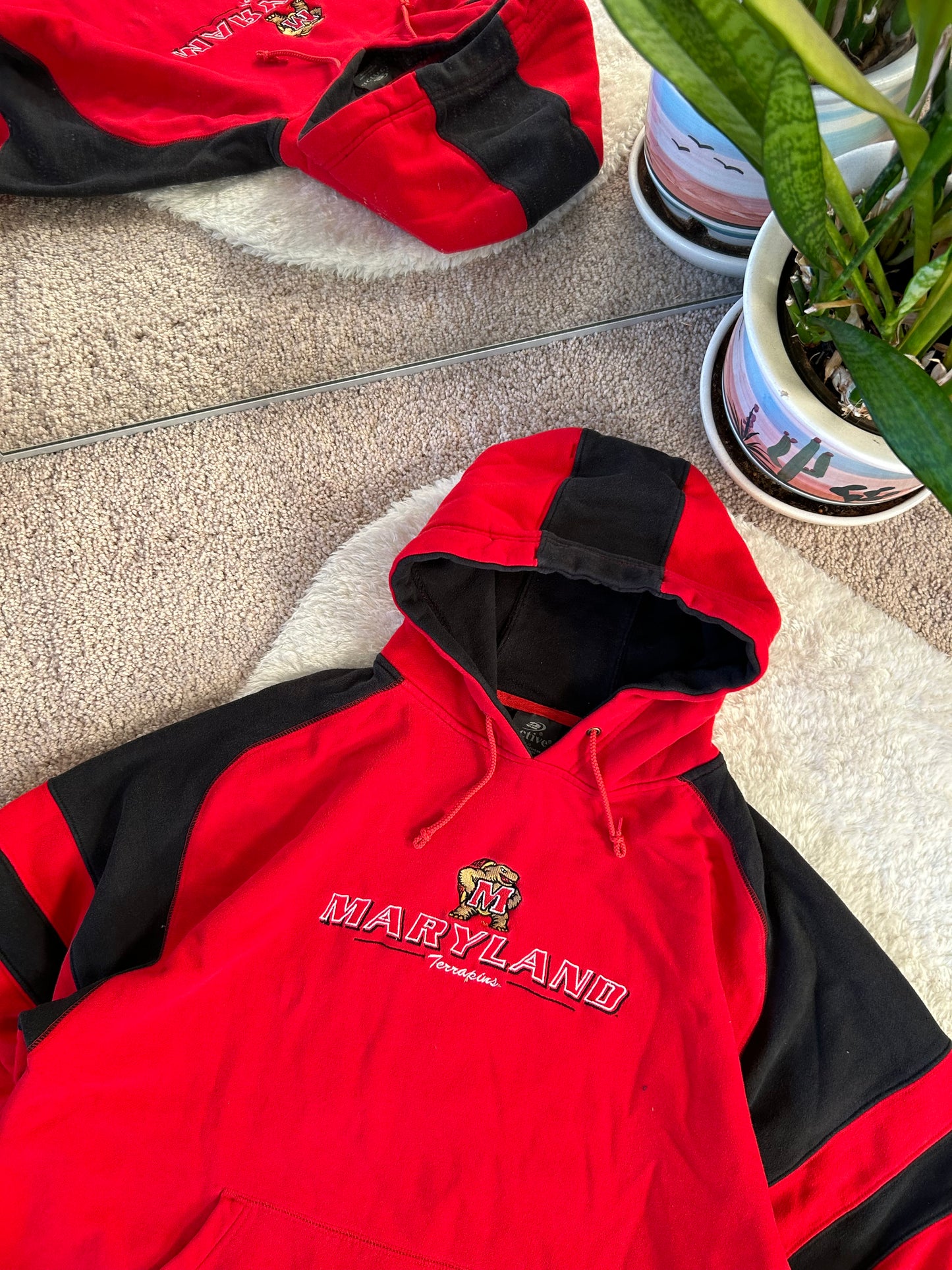 Vintage UMD Embroidered 2-Tone Hoodie