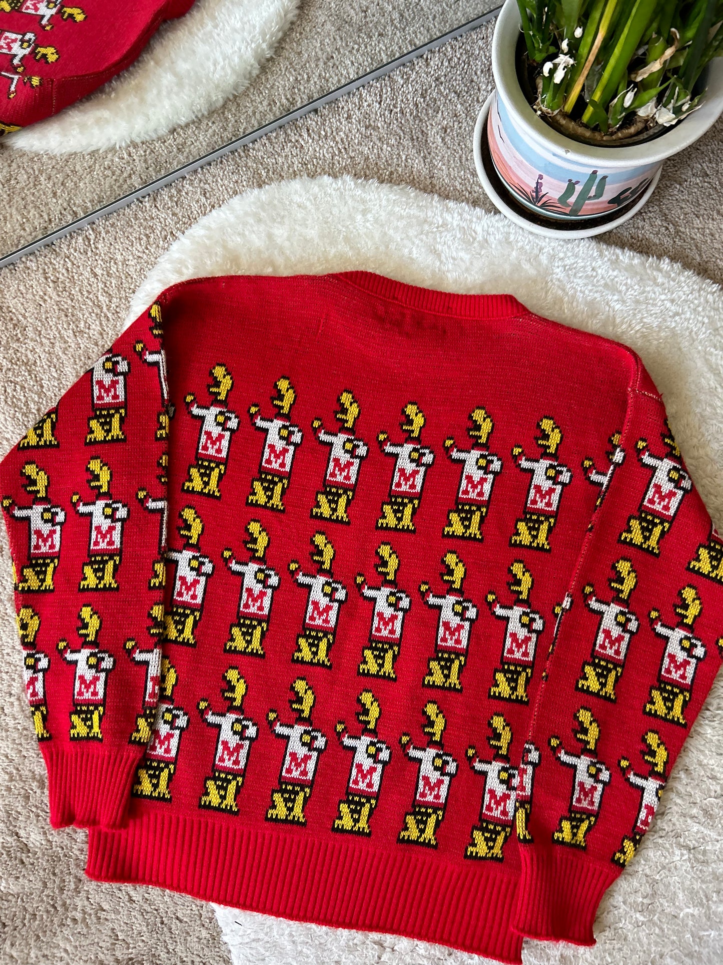 1986 UMD Mascot Sweater