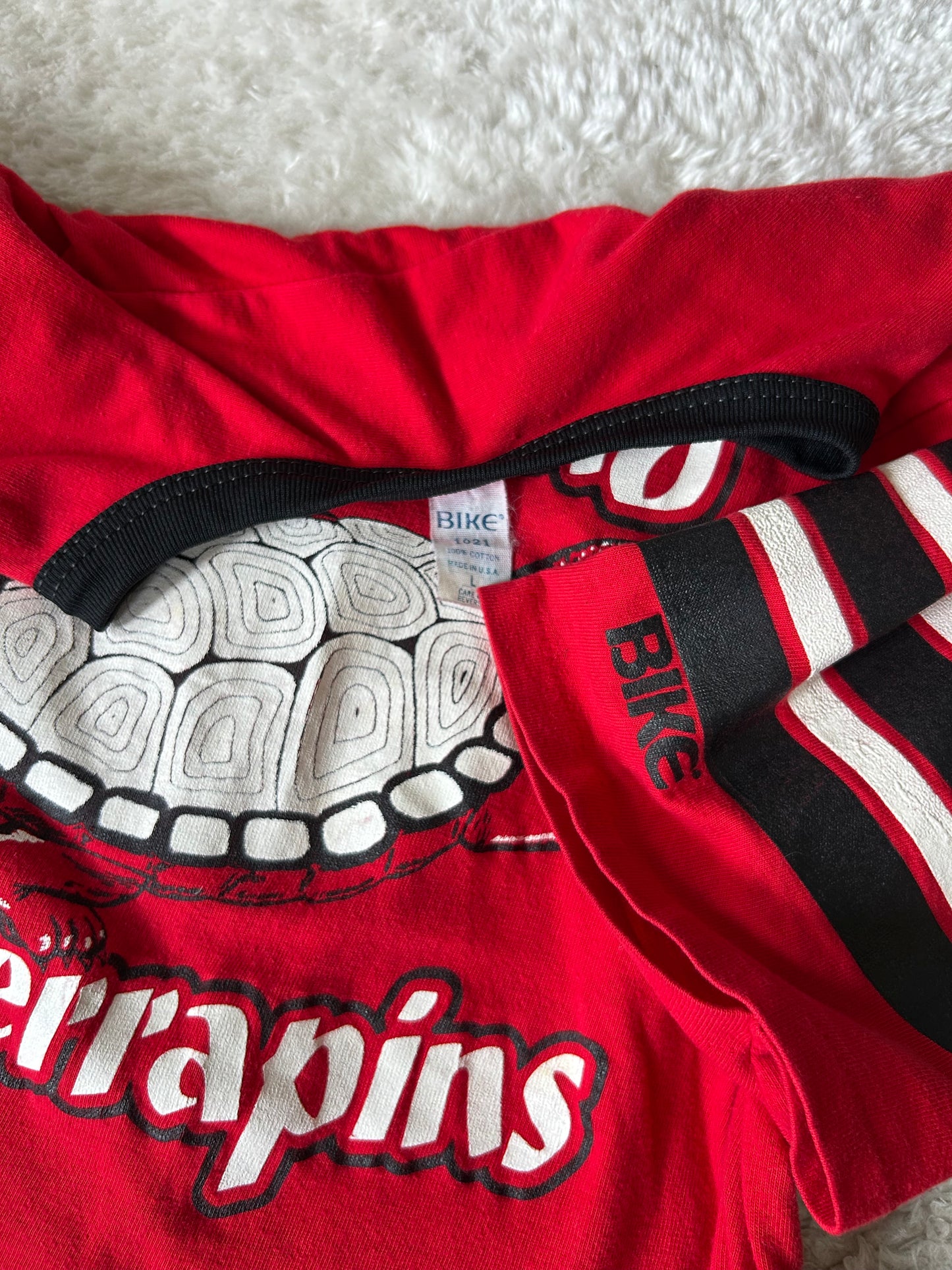 80s UMD Bike Turtle tee
