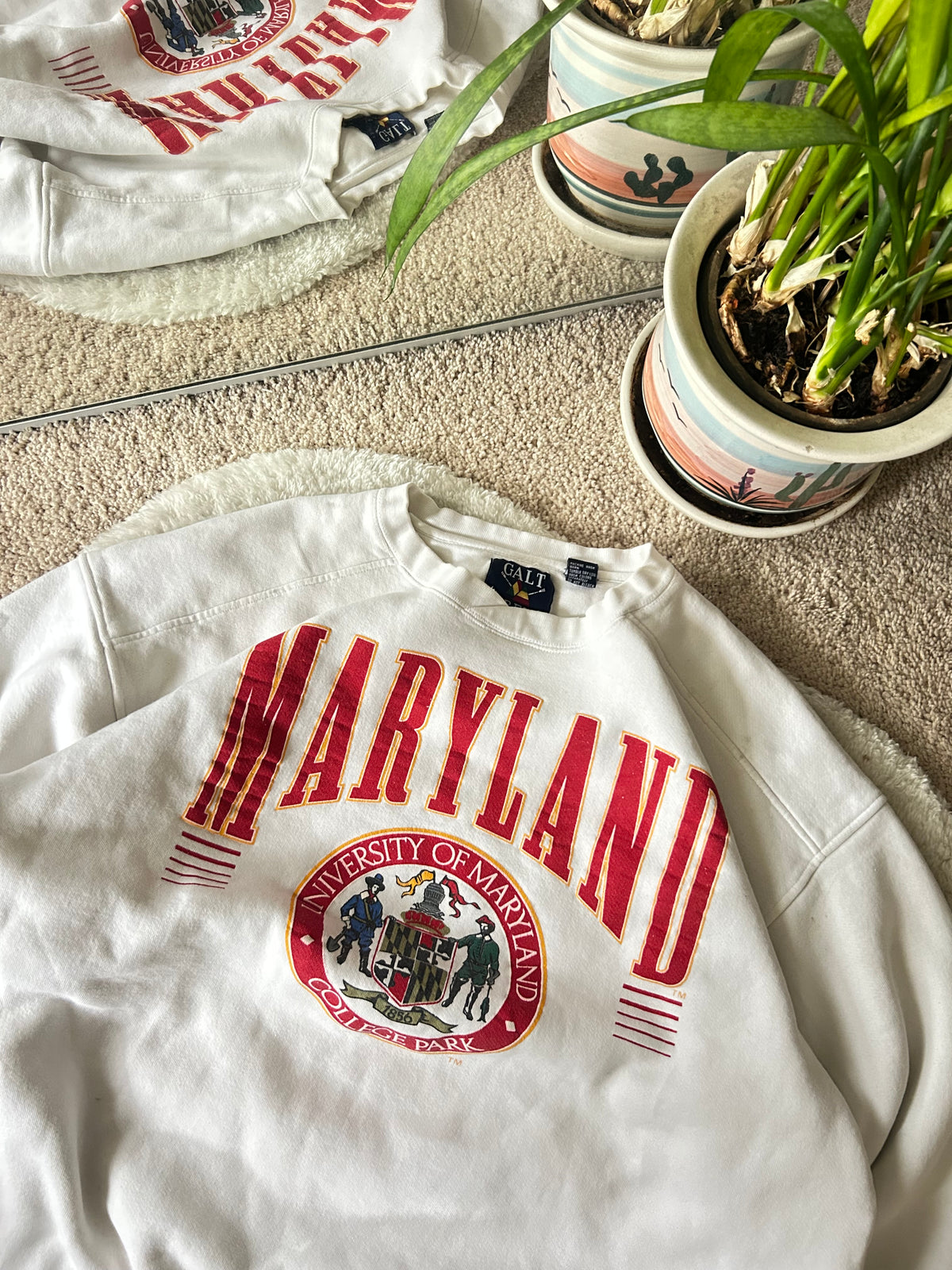 90s UMD Crest Sweater