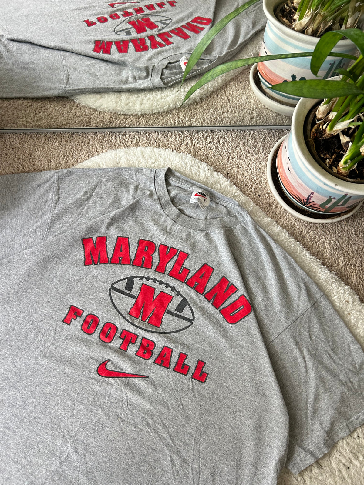 90s UMD ✔️ Football tee