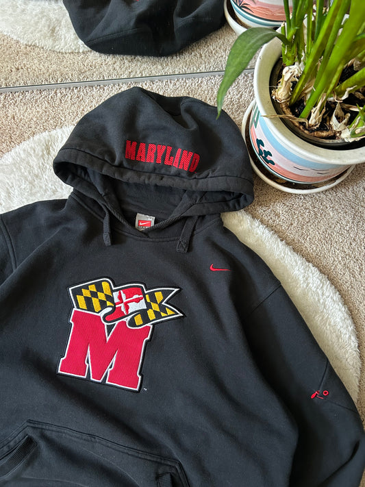 Vintage UMD ✔️ “M” Hoodie