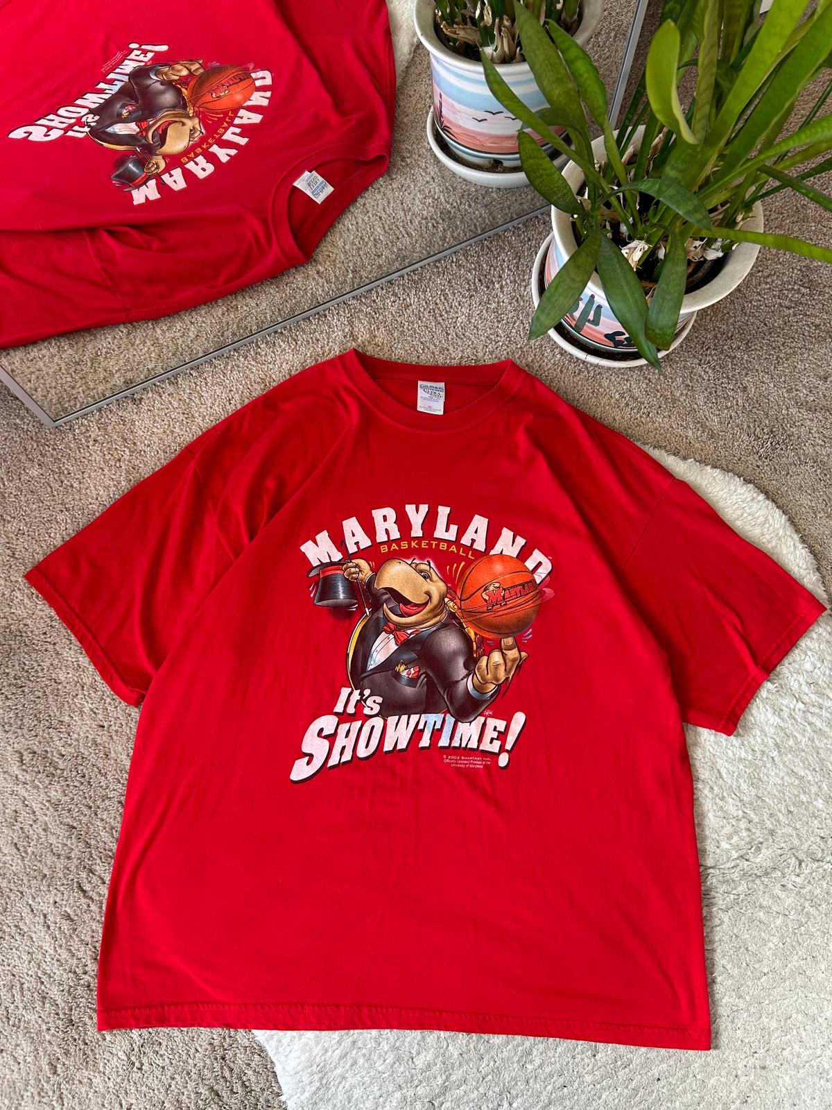 2002 UMD Showtime Basketball tee