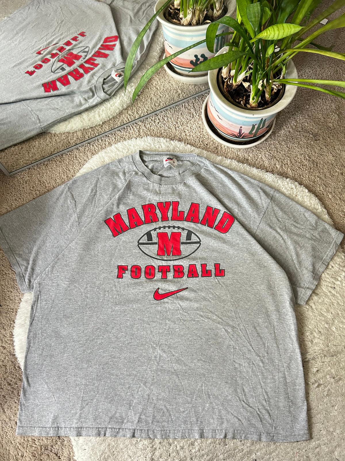 90s UMD ✔️ Football tee