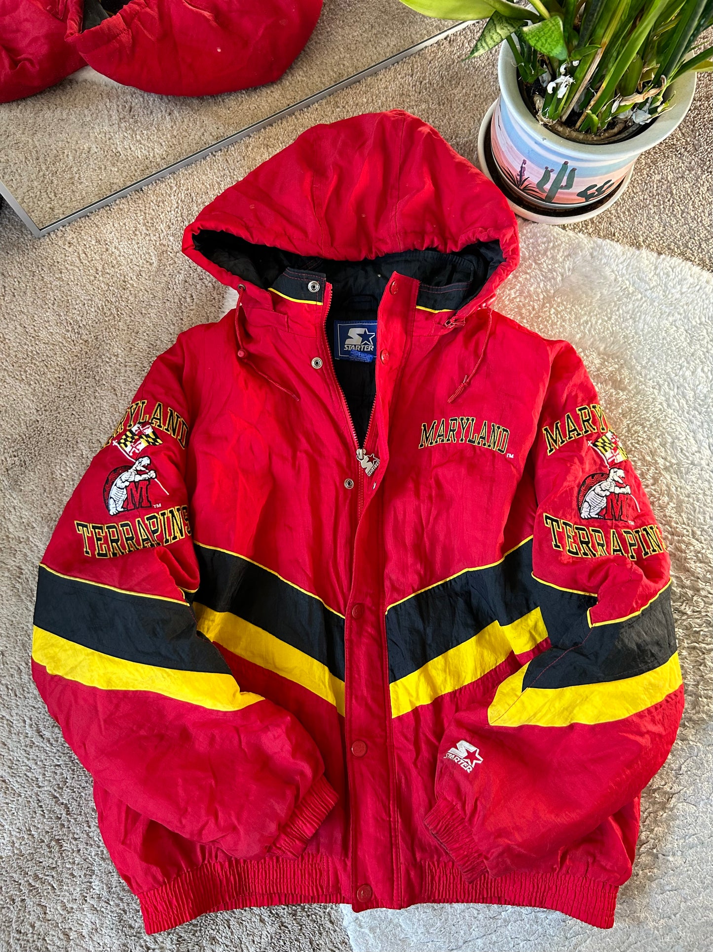 90s UMD Starter Puffer Jacket